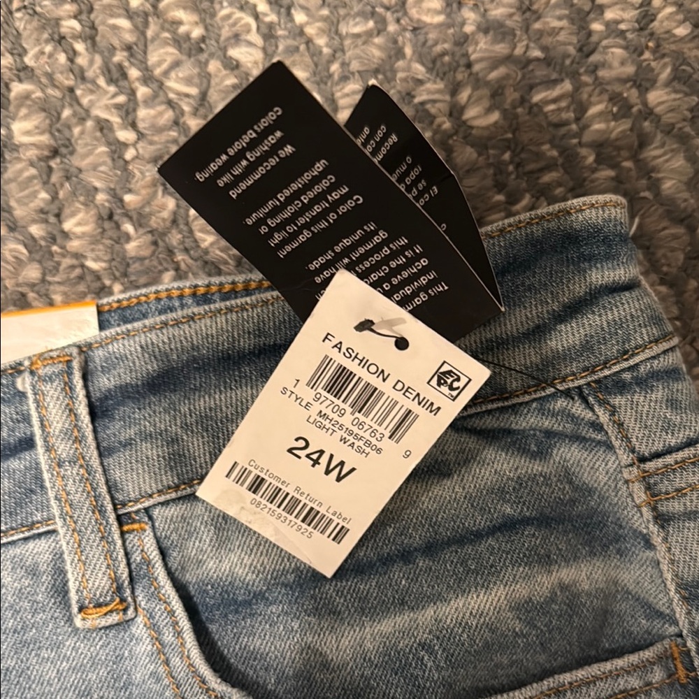 Women's And Now This Ultra High Rise Comfort Stretch Straight Leg Jeans Sz 24W - Picture 2 of 5